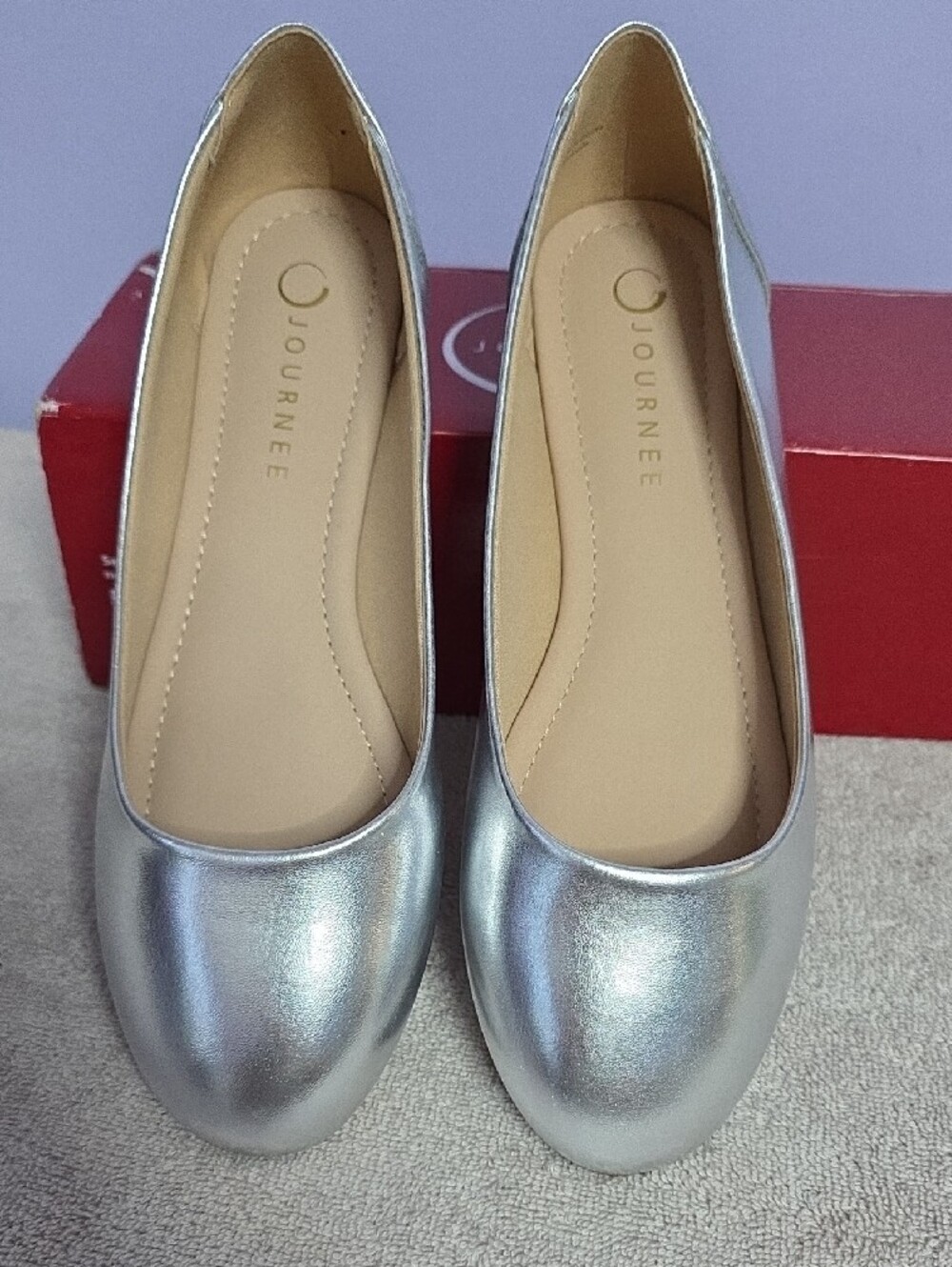 Journee Collection Silver Metallic Ballet Flats - Picture 5 of 6